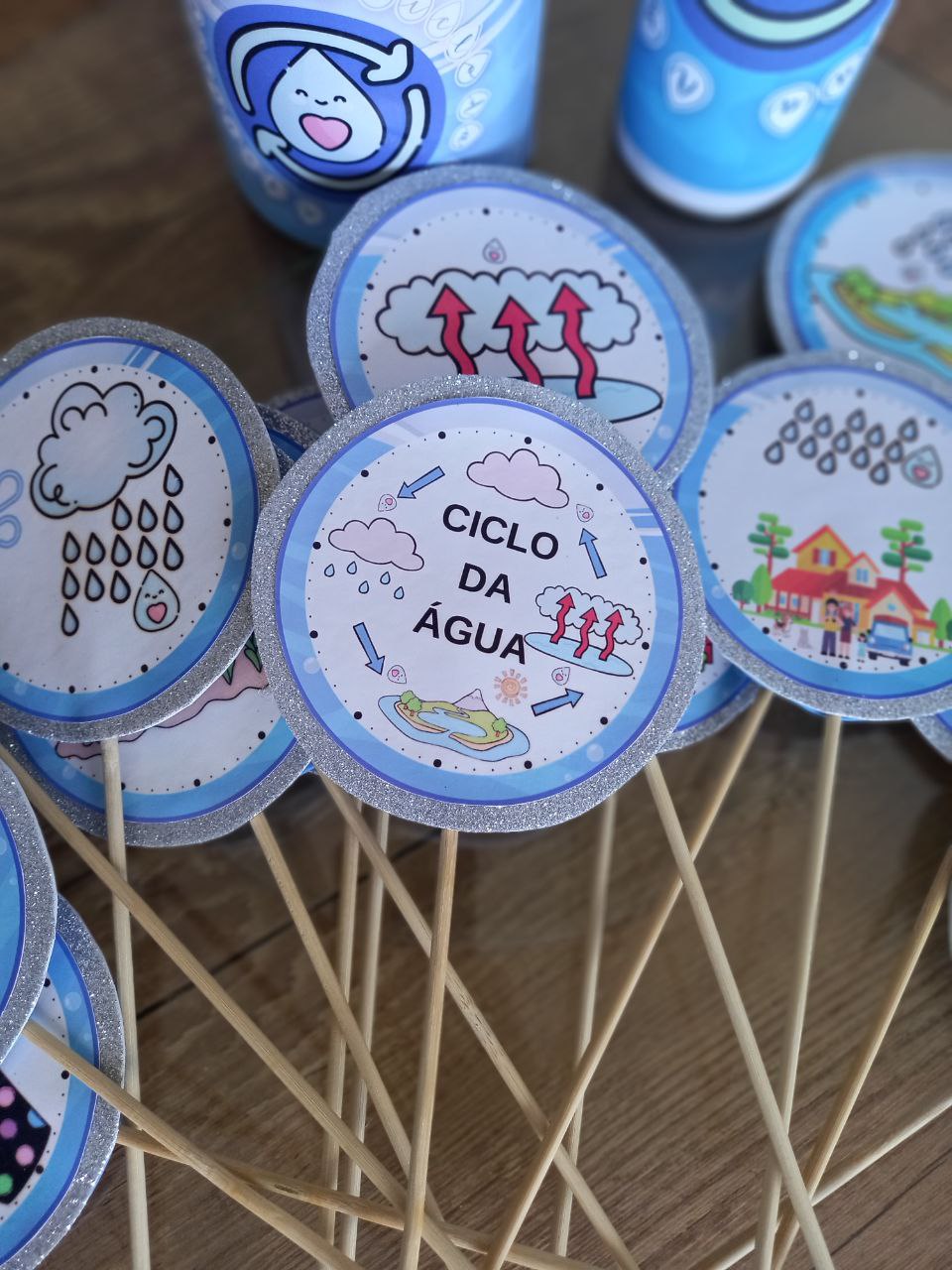 Lata a gotinha Lola e o ciclo da água Lata a gotinha Lola e o ciclo da água - Imagem 5